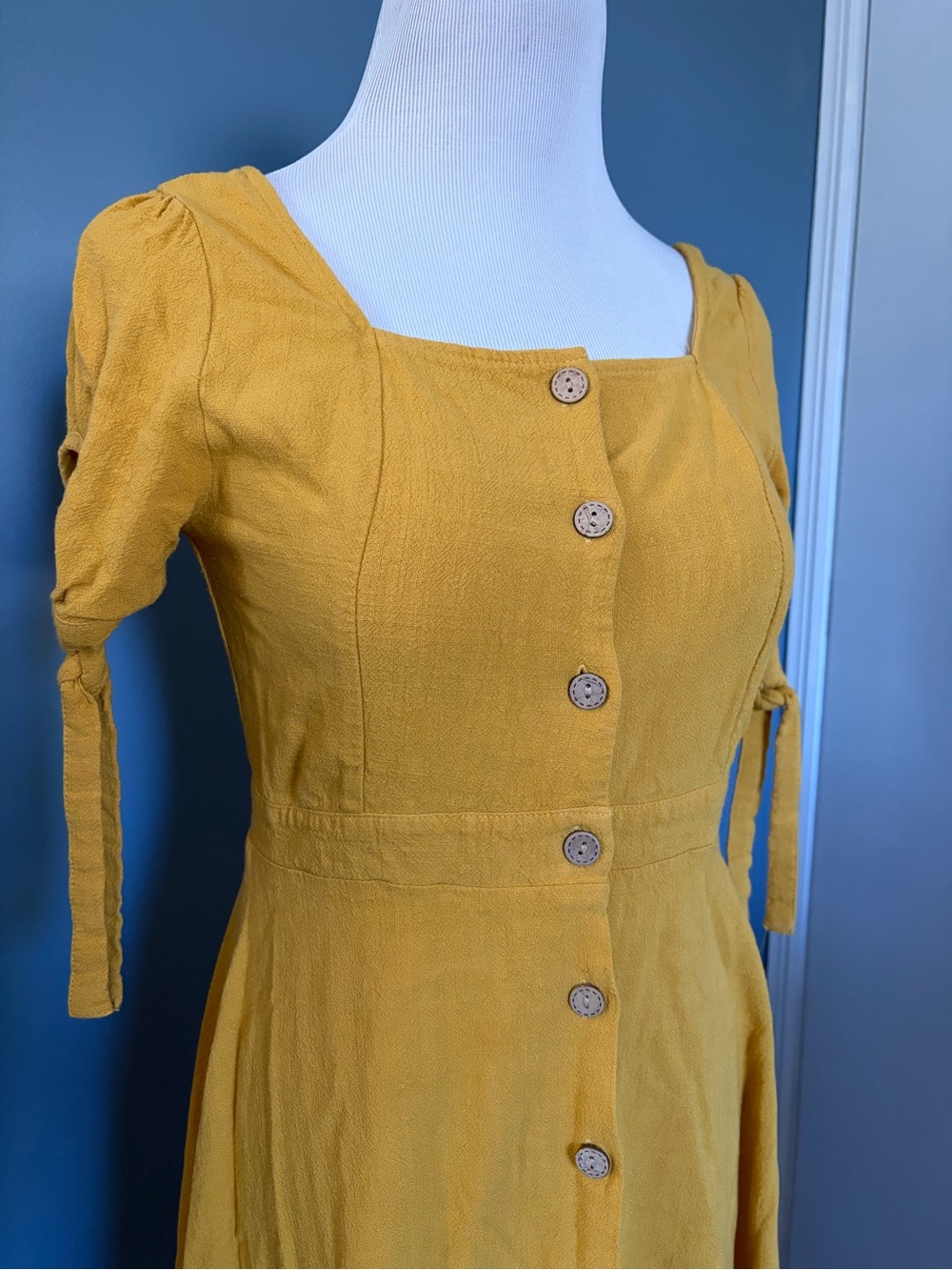 Women’s Square Neck Button Down Sunmer Dress - Picture 2 of 5
